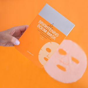 Brightening Boom Mask Υφασμάτινη Μάσκα Προσώπου Με Λευκαντική Αναπλαστική Και Ενυδατική Δράση 1τμχ