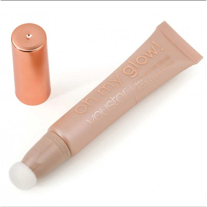 02 Champagne Oh My Glow! Illuminator Cream